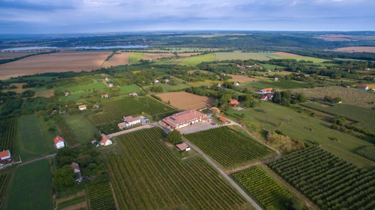 Bed and Breakfast Ebner Pince - Panzio Turbékpuszta Zewnętrze zdjęcie